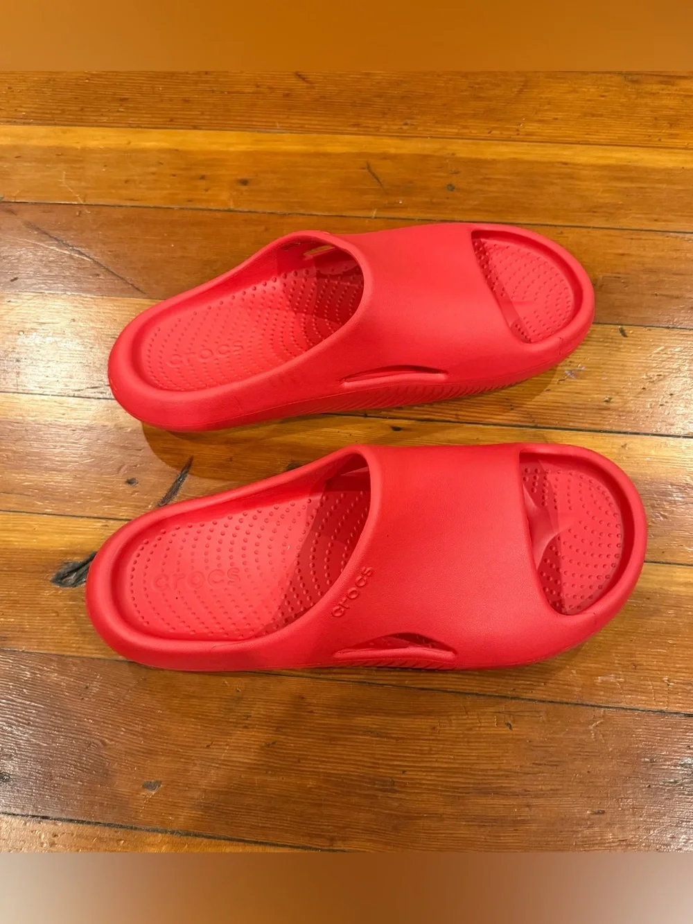 CROCS mellow recovery